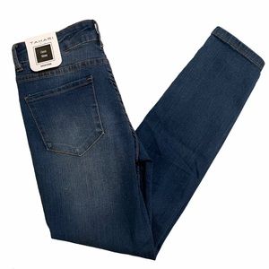 NWT TAHARI Mid-rise Skinny Jeans Sz 6/28